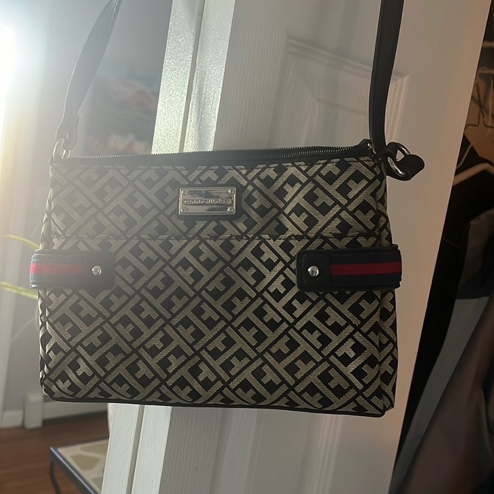 Tommy Hilfiger small crossbody